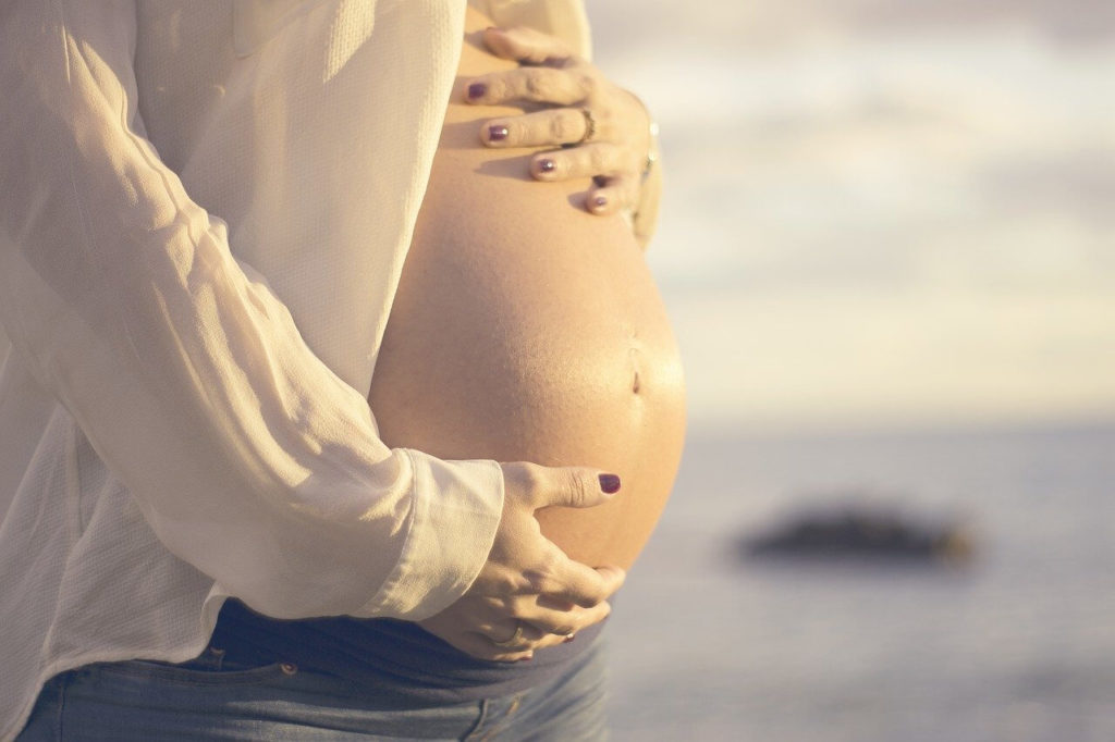 30 tydzień ciąży rozwój dziecka