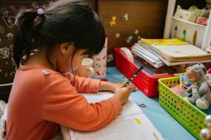 Niepubliczne przedszkole Baby English Wilanów – mały bohater w akcji: Kiedy przedszkolaki uczą się ratować świat!