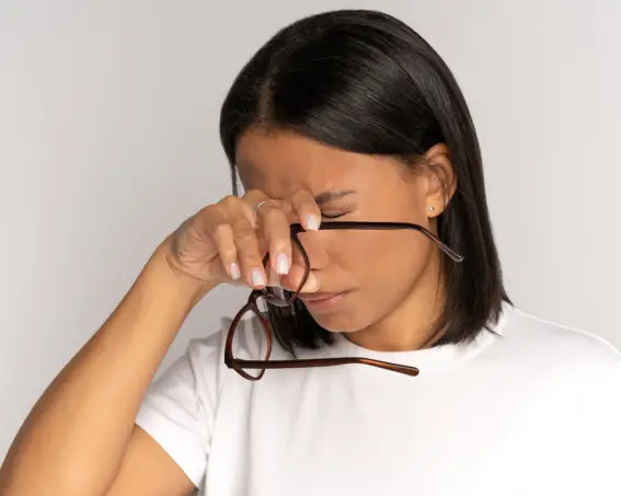 Zapalenie spojówek i inne powszechne choroby oczu – przyczyny, objawy i leczenie